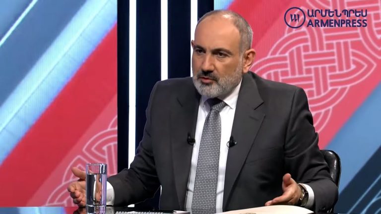 Լեհաստանի վարչապետը կրկնել է Նիկոլ Փաշինյանի ժեստը